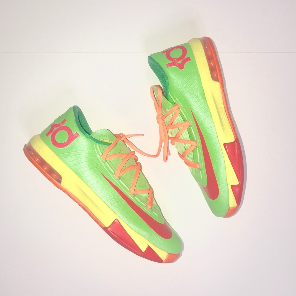 KD 6VI Limited Edition Sneakers